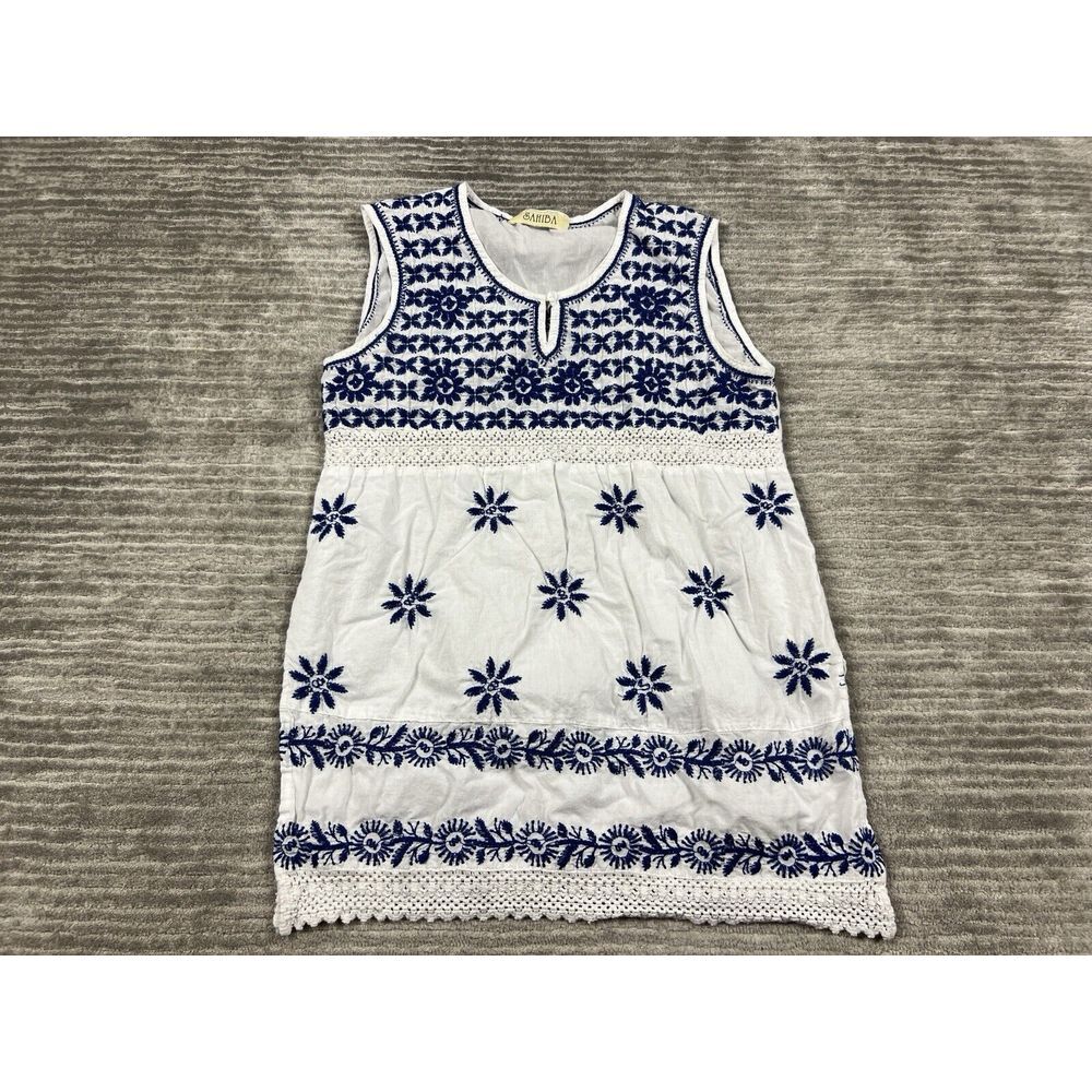 Sahiba‎ Top Womens Medium White Blue Embroidered Sleeveless